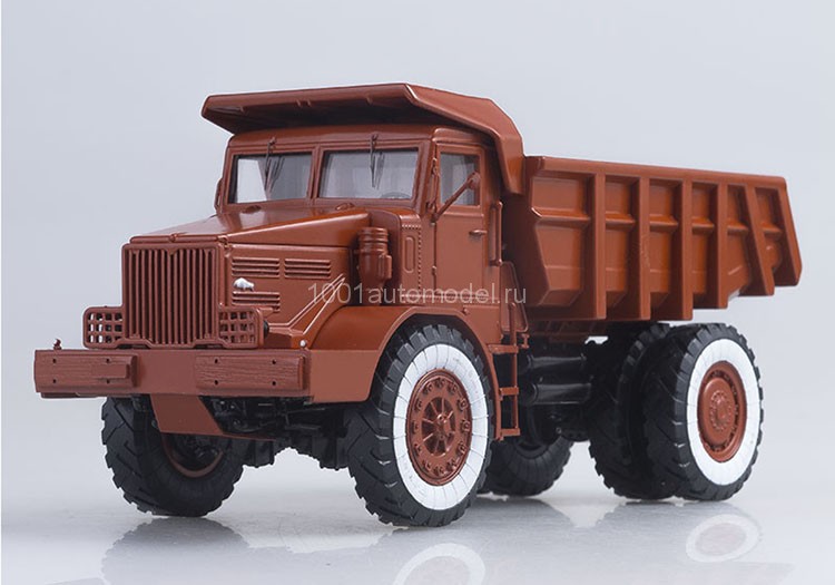 МАЗ-525 самосвал (25 тонн) выставочный (комиссия) SSML004(k135)