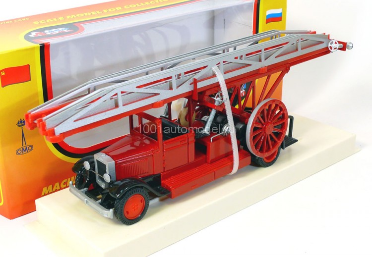 ЛГПО (база ЗИС-11) Пожарная съёмная механическая лестница с открытой кабиной LA526