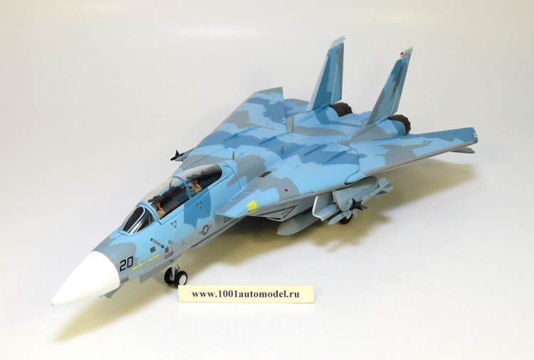 F-14A &quot;Tomcat&quot; U.S. NAVY Colorful Cat NSAWC Fallon NAS Производитель: Witty Wings
Масштаб: 1:72
Артикул: WTW-72-009-004
Материал: металл
Комментарии: раздвигаются крылья