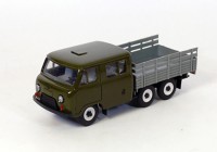 УАЗ-39094 "Фермер" бортовой (трехмостовый)