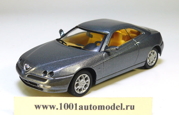 Alfa Romeo GTV 3.0 V6 Производитель: 
Артикул: IT46
Масштаб: 1:43
Материал: металл
упаковка - блистер