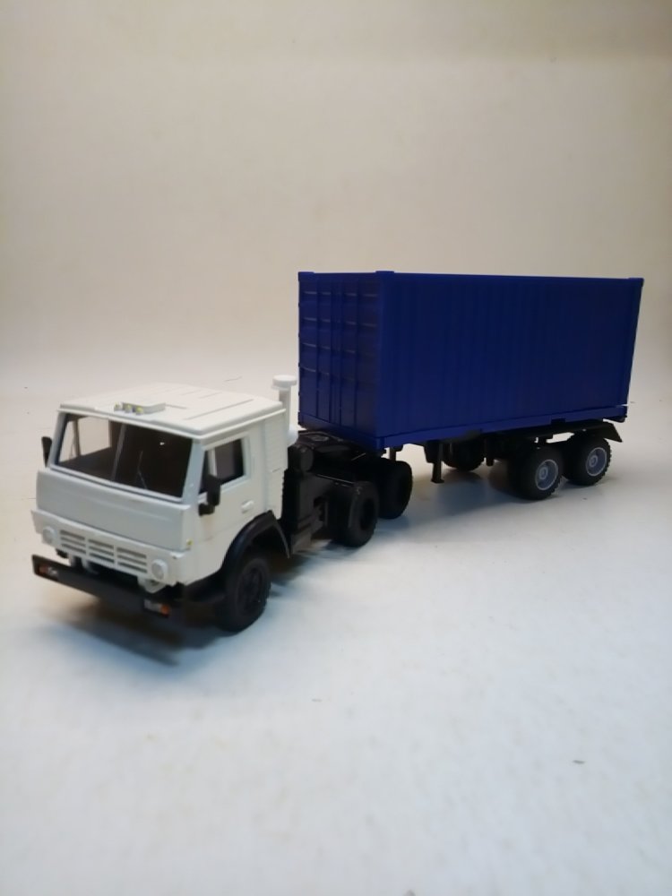 Камский грузовик-54112 контейнеровоз E54112kont-1