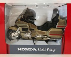 Honda Gold Wing из серии «Легендарные мотоциклы» №23