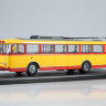 Троллейбус Skoda-9TR (красно-жёлтый) - Троллейбус Skoda-9TR (красно-жёлтый)