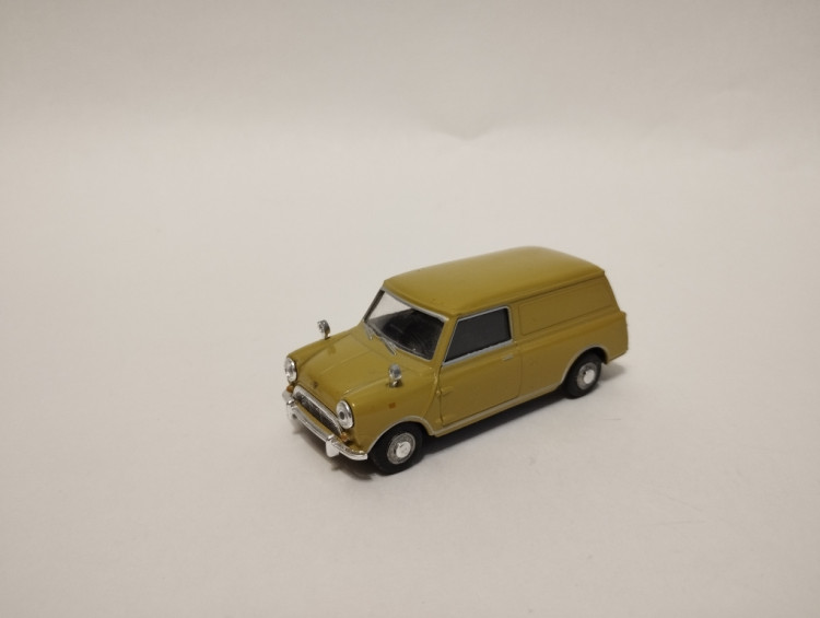 Mini Van (комиссия) 251ND-03(k122)