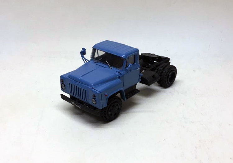 Горький-52-06 седельный тягач (комиссия) SA113(k110)