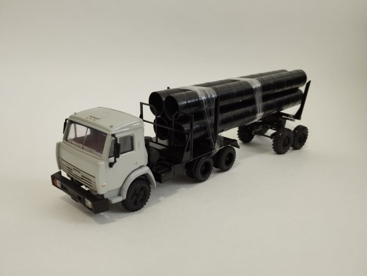 Камский грузовик-5410 с 2х-осным прицепом-роспуском (с трубами) (конверсия) convE5410-trub1