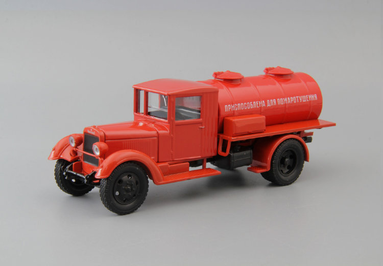 УралЗИС-355 АЦ (красный) H925