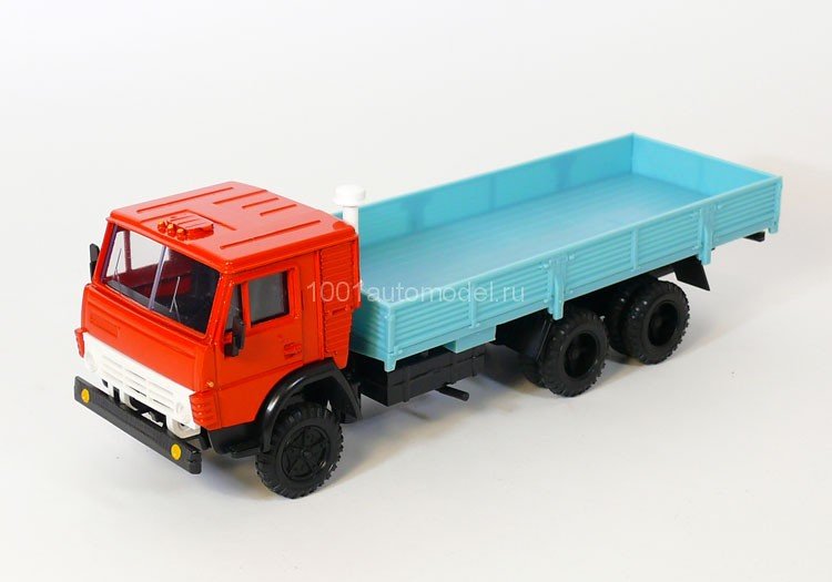 Камский грузовик-53212 бортовой  E53212red/blue