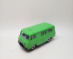 УАЗ-3962 (светло-зеленый)
