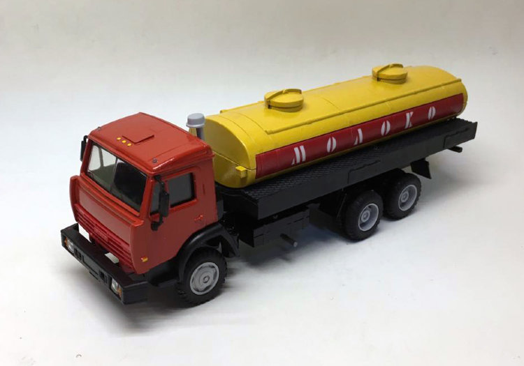 Камский грузовик-53215 молоковоз E53215mol(conv)
