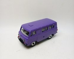 УАЗ-3962 (фиолетовый)