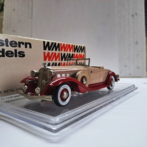 1933 Chrysler Imperial Le Baron (комиссия) WMS37x(k102)