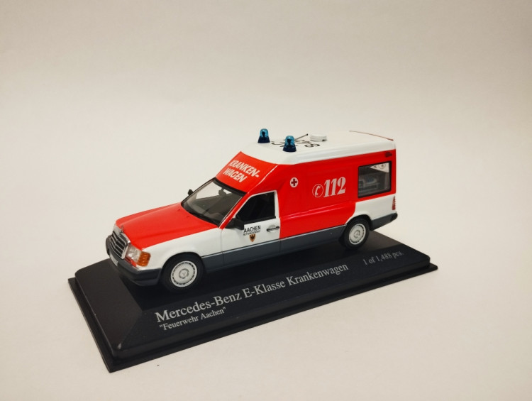 Mercedes-Benz E-Class 1991 Ambulance &quot;Feuerwehr Aachen&quot; (комиссия) 400 037070(k105)