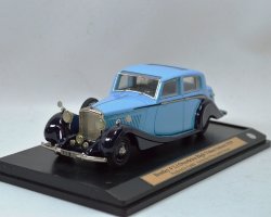 Bentley 4 1/4 I Overdrive High Vision Saloon 1939 (комиссия)