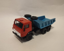 Камский грузовик-5511 самосвал с 2-мя запасками