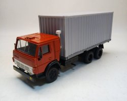 Камский грузовик-53212 контейнеровоз