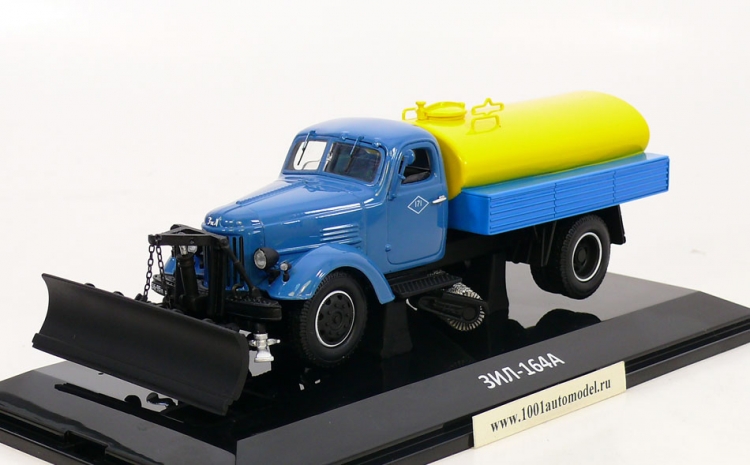ЗИЛ-164 КПМ-2 комбинированная поливо-моечная машина Производитель: DIP Models Ltd.Масштаб: 1:43Артикул: 116404Материал: металл, пластик