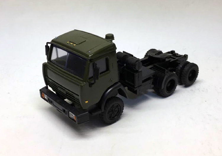 Камский грузовик-54115 тягач (хаки) E54115truck