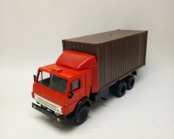 Камский грузовик-53212 (со спойлером) контейнеровоз