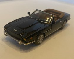 1977 Aston Martin V8 Volante (комиссия)