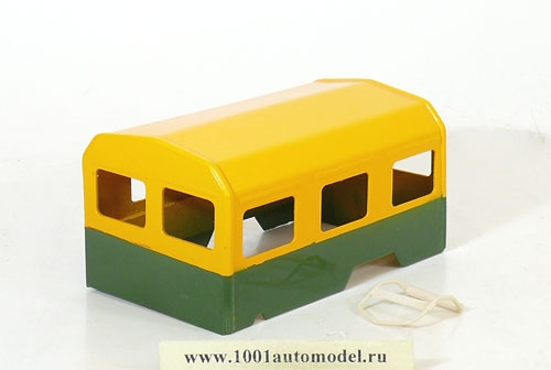 кунг для ГАЗ-66 вахта Производитель: неизвестенМасштаб: 1:43Артикул: 003-4Материал: смола