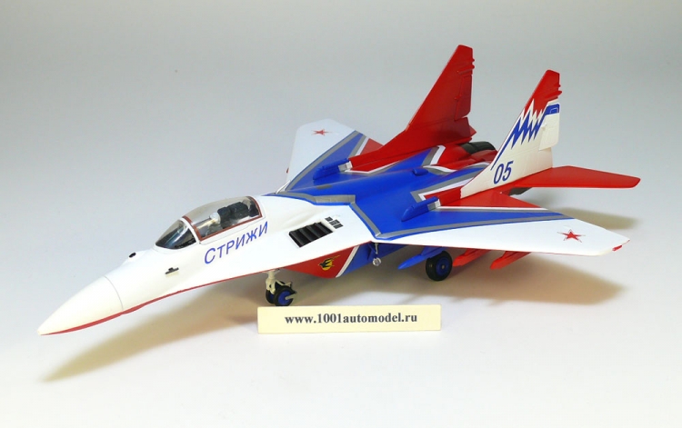MIKOYAN MiG-29 Fulcrum New Strizhi Производитель: Witty Wings
Масштаб: 1:72
Артикул: WTW-72-019-006
Материал: металл