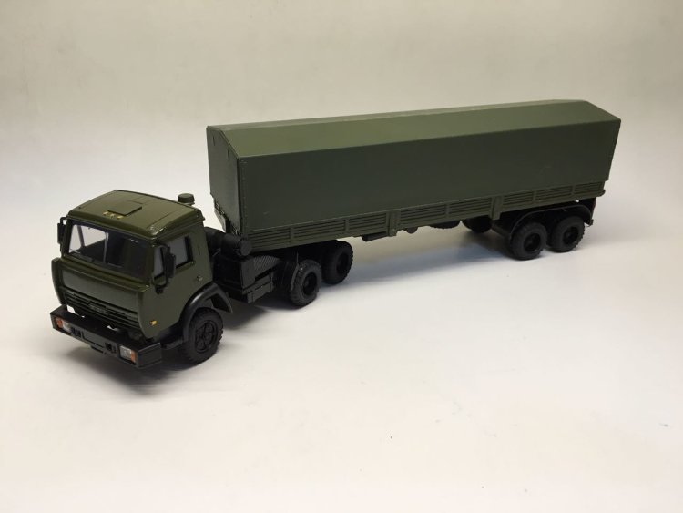 Камский грузовик-54115 + п/прицеп (тент) (хаки) E54115ppt