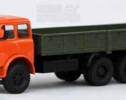 МАЗ-514 бортовой (оранжевый/зеленый) (комиссия)