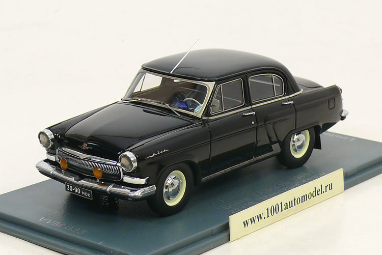 Горький-23Б «Волга» из к/ф «Мёртвый Сезон» 1968 NEO45421(k164)