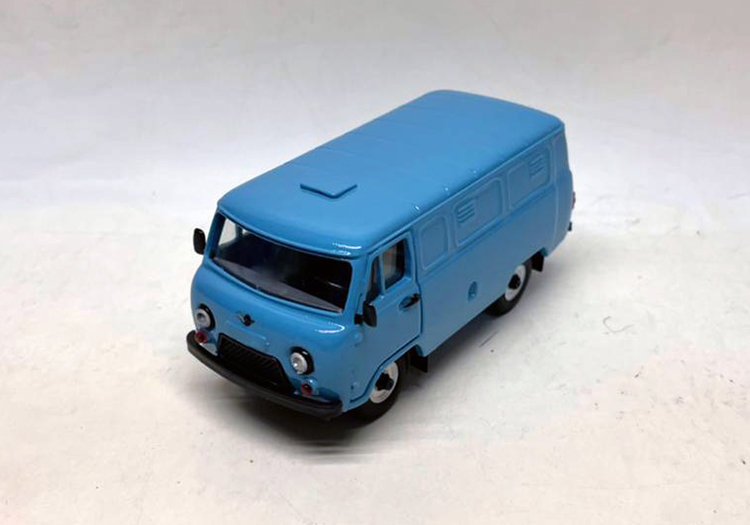 УАЗ-3741 (голубой) TT028-7