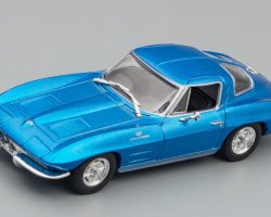 Chevrolet Corvette Stingray 1963 серия "Суперкары. Лучшие автомобили мира" вып. №77 (комиссия)