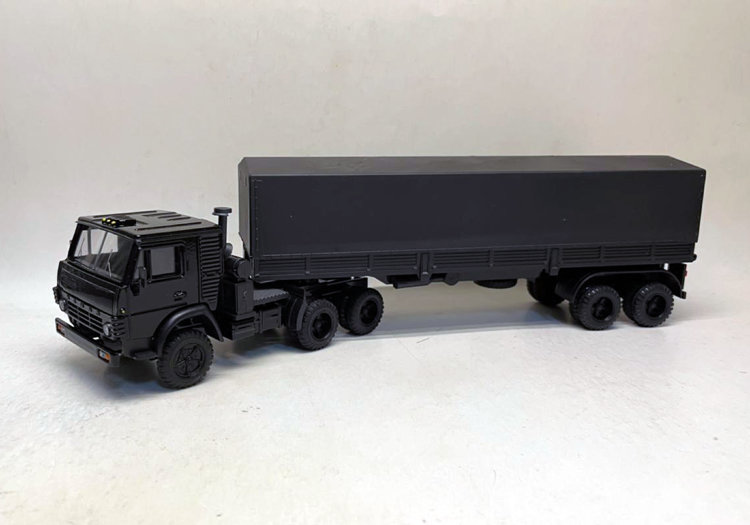 Камский грузовик-5410 с п/прицепом (тент) (черный) E5410tent-20