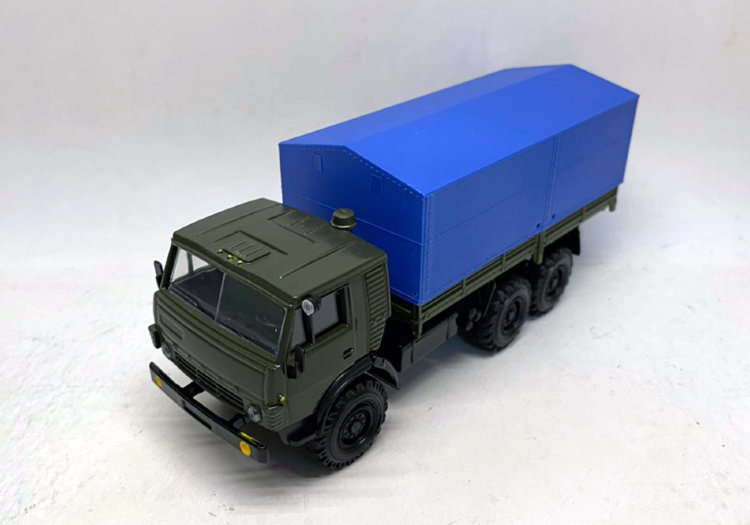 Камский грузовик-43101-010 с тентом E43101-010-1