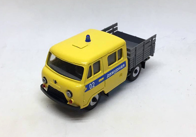 УАЗ-39094 &quot;Фермер&quot; -Дежурная 02- бортовой TT067-7