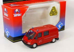 Renault Trafic Ambulance