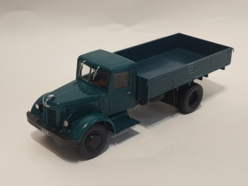 ЯАЗ-200 бортовой - серия &quot;Грузовики. Автолегенды СССР&quot; №19 (комиссия) TR019(k122)