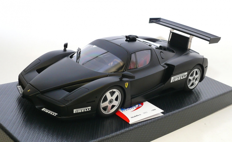 HE180023_b.jpg Ferrari Enzo Test Monza 2003 Производитель: BBR Models(Италия)Масштаб: 1:18Артикул: HE180023Материал: металл