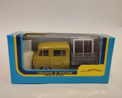УАЗ-39094 "Фермер" бортовой (с окном)