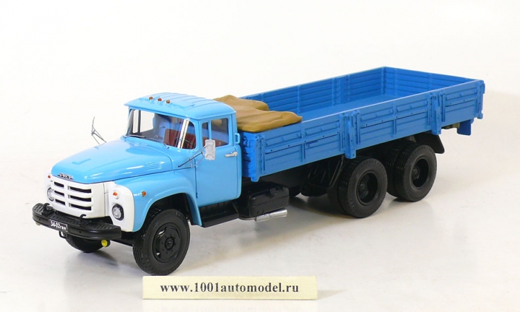 ЗИЛ-133ГЯ бортовой трехосный с грузом Производитель: Саратовская Лаборатория МинимоделейМасштаб: 1:43Артикул: SL127BМатериал: смолаКомментарии: ручная работа