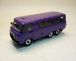 УАЗ-452К автобус трехосный 6х6 (фиолетовый)