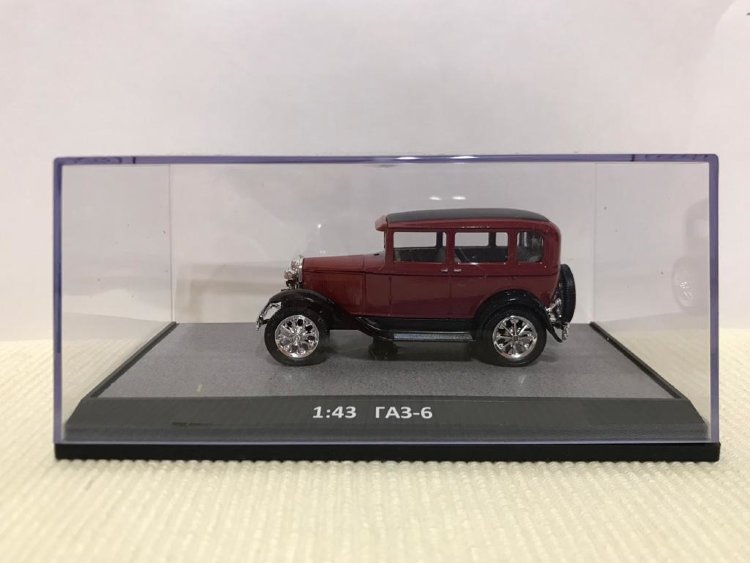 Горький-6 седан в боксе (комиссия) H156rb(k169)