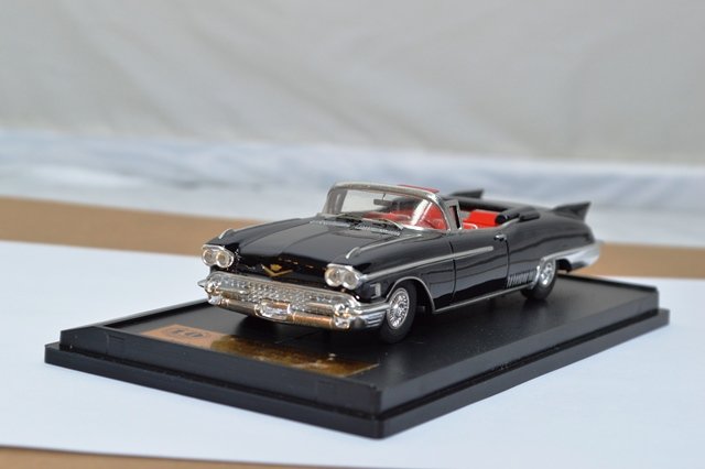 Cadillac Eldorado Biarritz 1958 (комиссия) REK-cad(k102)