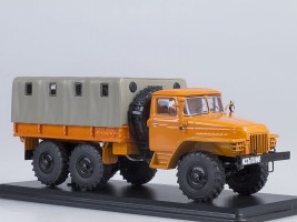 УРАЛ-375Д бортовой с тентом (оранжевый)