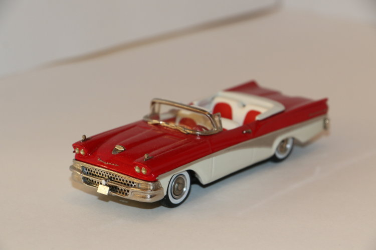 1958 Ford Fairlane Open Convertible (комиссия) MOMF-1958(k105)