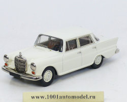 Mercedes 200 4-door Saloon "Heckflosse" 1965