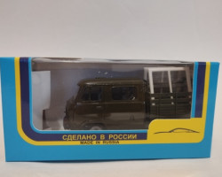 УАЗ-39094 "Фермер" бортовой (с окном)