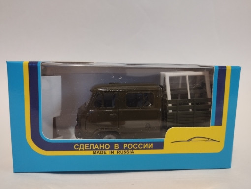 УАЗ-39094 &quot;Фермер&quot; бортовой (с окном) TT057-3