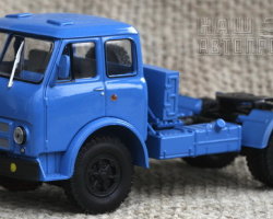 МАЗ-504А седельный тягач 1970 (синий) (комиссия)