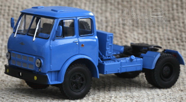 МАЗ-504А седельный тягач 1970 (синий) (комиссия) H761blue(k122)